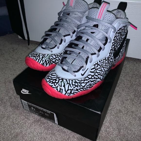 Nike foamposite elephants size 4y - Picture 2 of 5